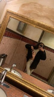 Photo of Discrete companion, 24 — Downtown