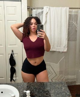 Photo of Discrete companion, 23 — Honolulu