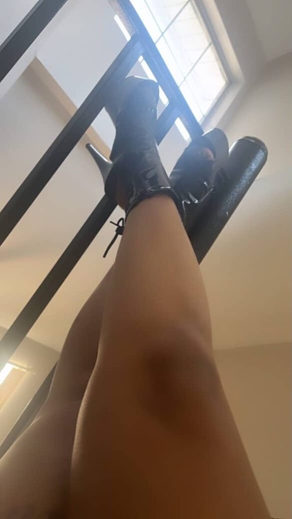 Discrete companion, 20 — INCALL UNIVERSITY and OUTCALL ANYWHERE, photo 9 of 12