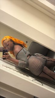 Photo of Discrete companion, 24 — Monroe