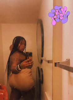 Photo of Discrete companion, 22 — Hollywood