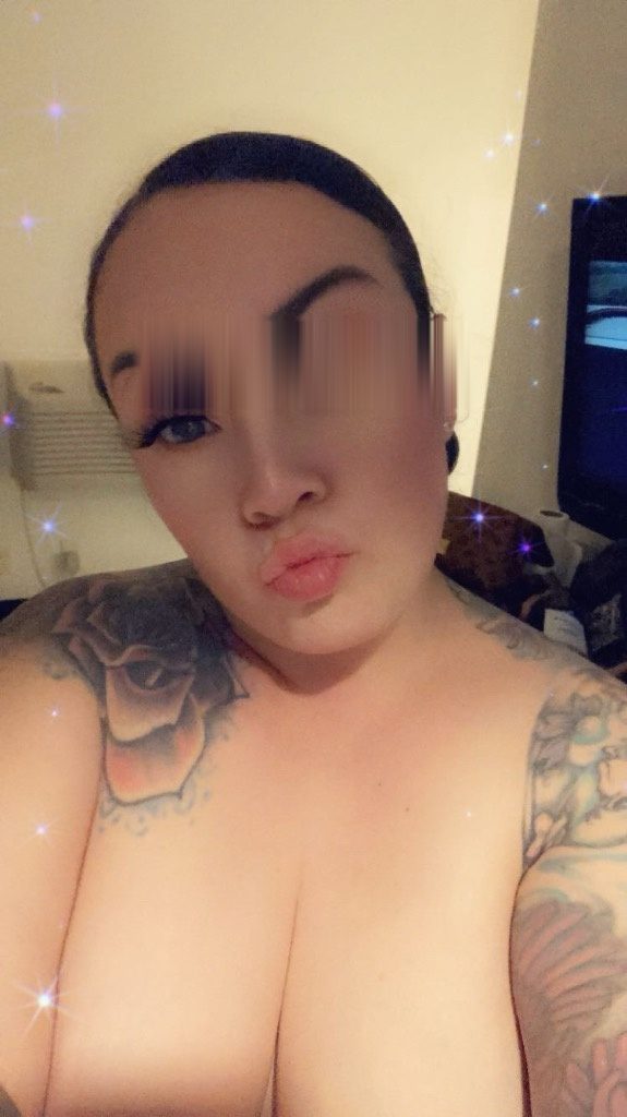 Discrete companion, 38 — In and out. Outcall preferred., photo 3 of 10