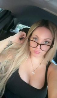 Photo of Discrete companion, 24 — Monroe