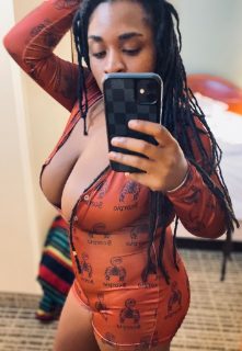 Photo of Discrete companion, 30 — Outcalls • trucker friendly