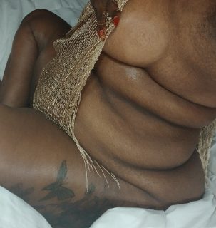 Photo of Discrete companion, 35 — Incall and  outcalls