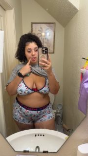 Photo of Discrete companion, 28 — WhatsApp : (432) 901-2 932
