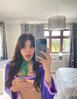 Photo of Discrete companion, 27 — WhatsApp me Same Number✅