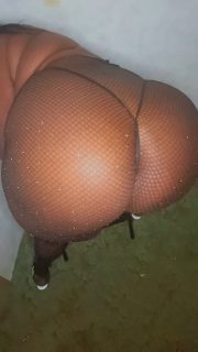 Photo of Discrete companion, 28 — Hampton Newport News Williamsburg Norfolk Chesapeake