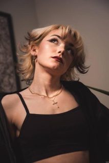 Photo of Discrete companion, 24 — Monroe