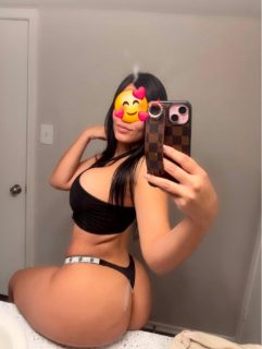 Photo of Discrete companion, 23 — airport