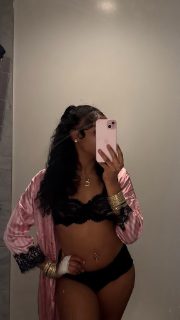 Photo of Discrete companion, 21 — San Diego