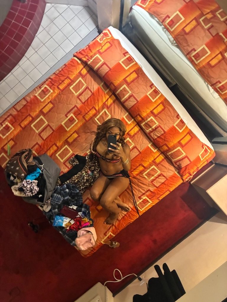 Discrete companion, 21 — All surrounding cities and areas, photo 3 of 12