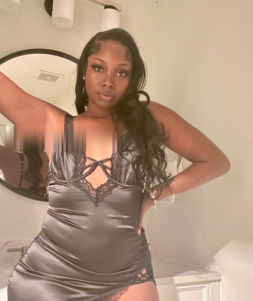 Discrete companion, 25 — Skyland Blvd, photo 6 of 10