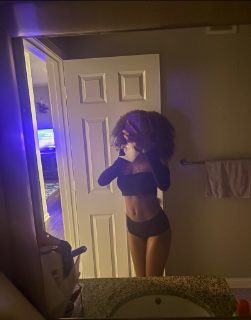 Photo of Discrete companion, 22 — HOLLYWOOD - DAVIE -