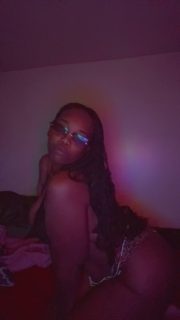 Photo of Discrete companion, 24 — OUTCALLS