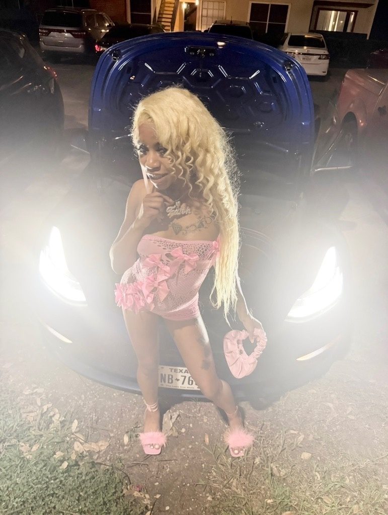 Discrete companion, 19 — Downtown💕Will Drive to You🚗, photo 2 of 8