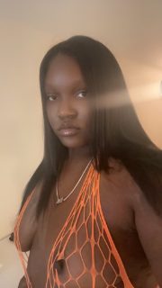Photo of Discrete companion, 25 — Outcalls and Incalls 💦🦈