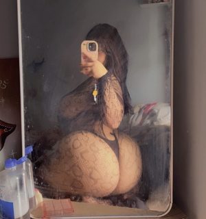 Photo of Compañía discreta, 24 — North